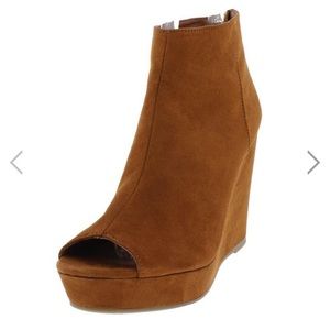 BAMBOO SUEDE OPEN TOED ANKLE BOOT
